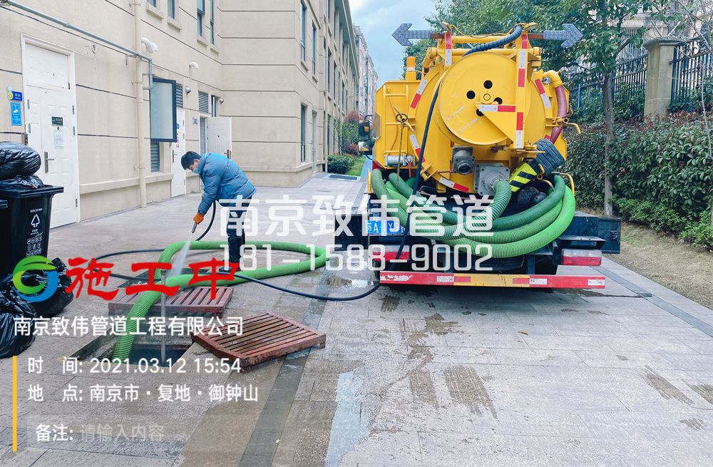 322双塘幼儿园隔油池清理